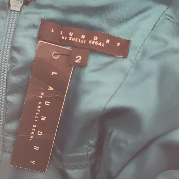 Laundry by Shelli Segal Teal Gown with Strong Boning - Picture 4 of 14